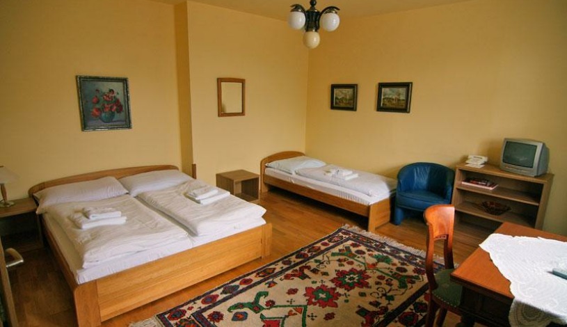 Hotel KLIKA České Budějovice - Třílůžkový pokoj